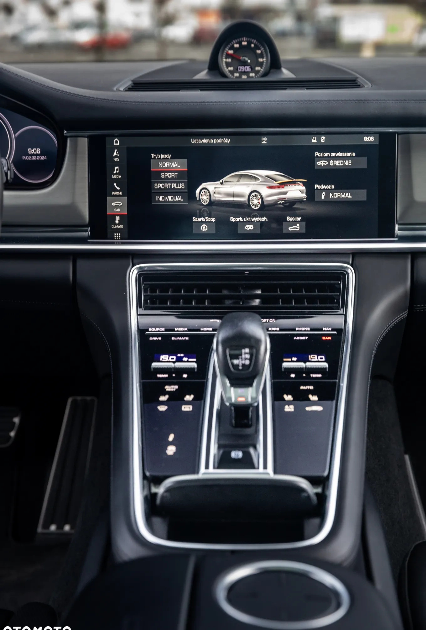 Porsche Panamera cena 379000 przebieg: 108904, rok produkcji 2017 z Wrocław małe 172